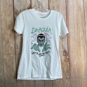 💵Universal Monsters x Unique Vintage Dracula Graphic T-Shirt Size Medium